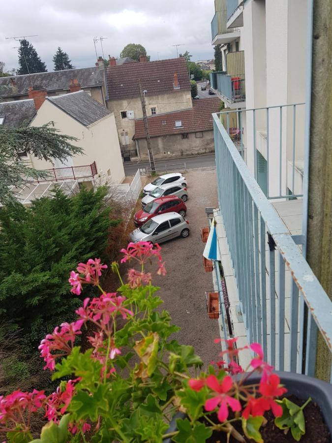 Chambres A Louer Dans Appartement Balcon - Wifi - Parking Gratuit Nevers Buitenkant foto