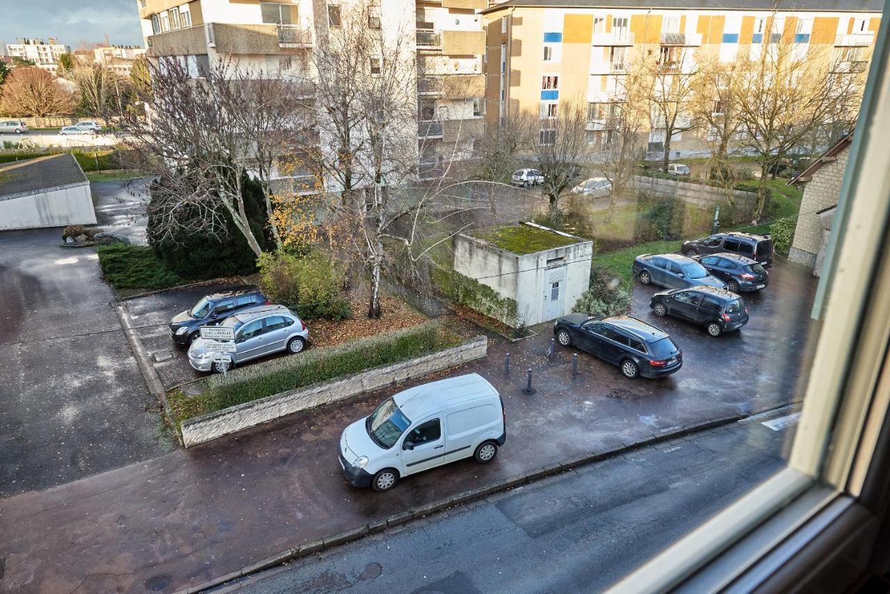 Chambres A Louer Dans Appartement Balcon - Wifi - Parking Gratuit Nevers Buitenkant foto